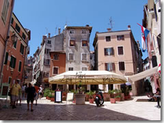 A square int eh back streets of Rovinj