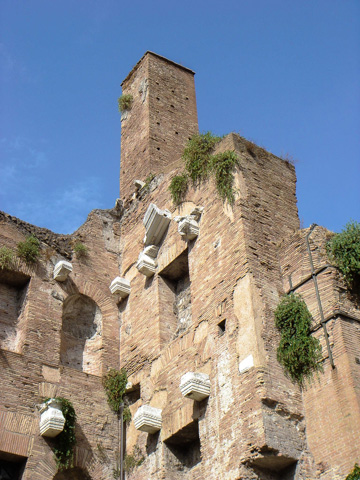 Many bits of the Terme di Diocleziano sruvive in the vesitbules and side rooms of the church Santa Maria degli Angeli e dei Martiri, Rome