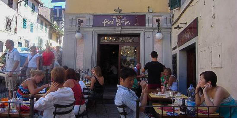 EnotecaBar Fuori Porta restaurant in Florence, Italy. (Photo bypascal56)